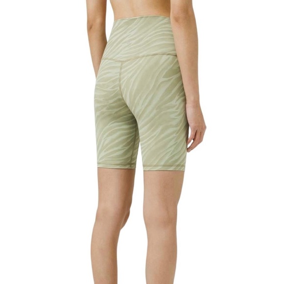 Lululemon align biker shorts - Picture 2 of 7